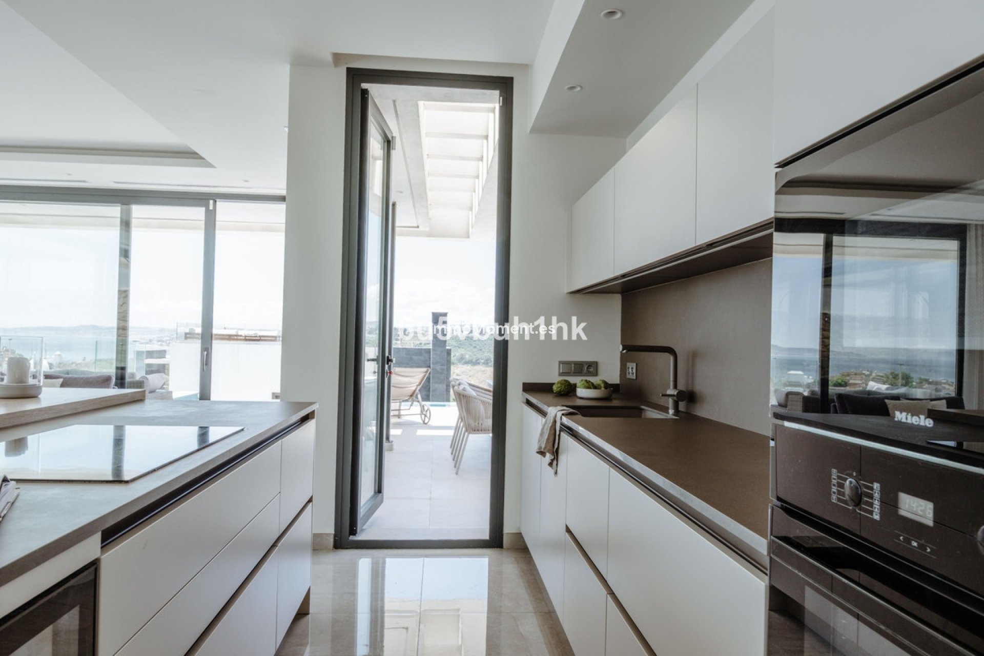 Reventa - Villa independiente - Estepona  - Estepona Centro