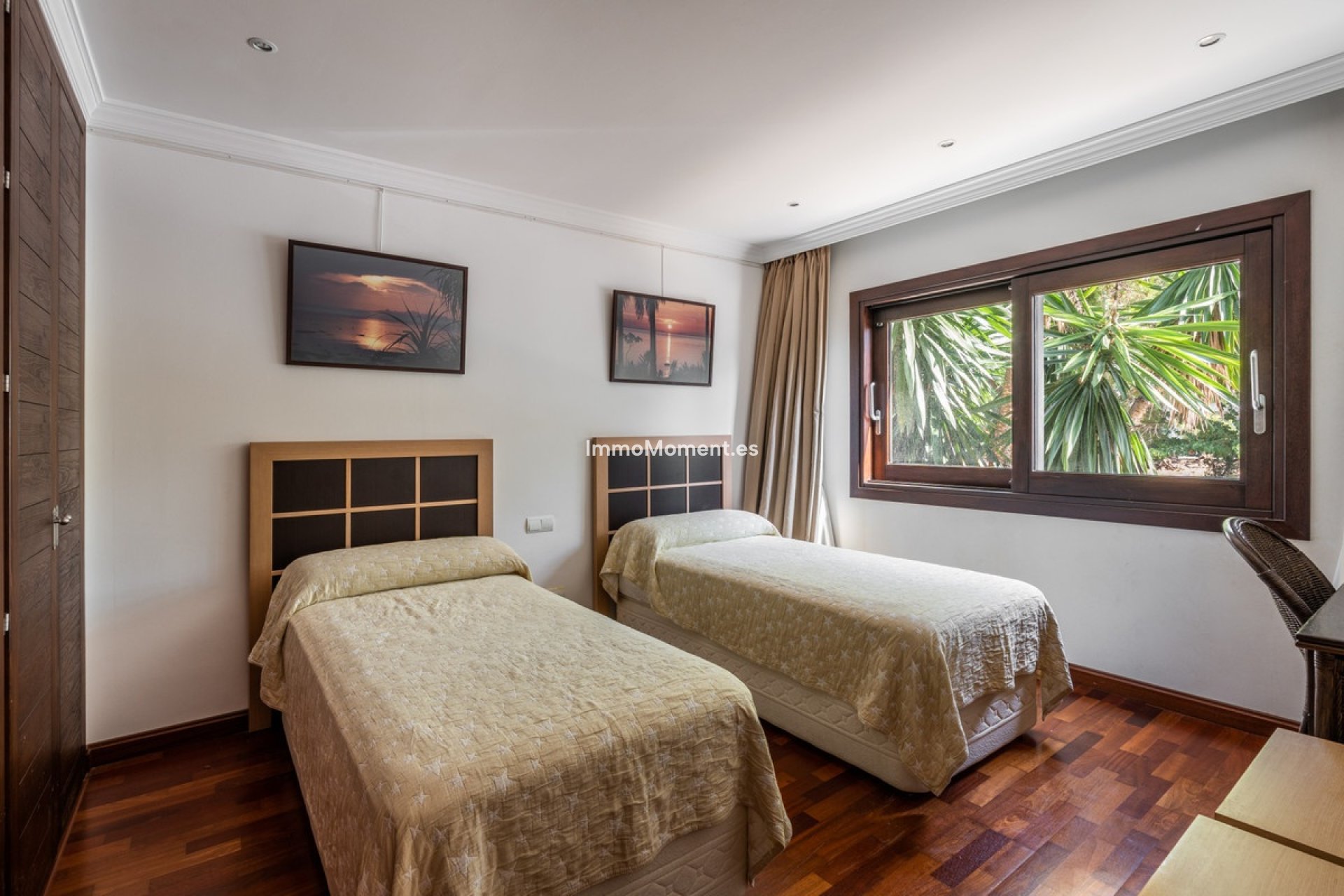 Reventa - Villa independiente - Estepona  - Estepona Centro