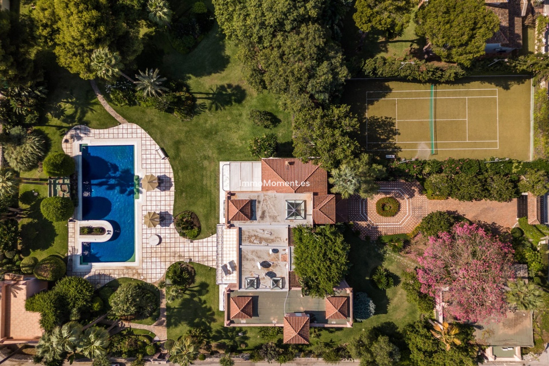 Reventa - Villa independiente - Estepona  - Estepona Centro