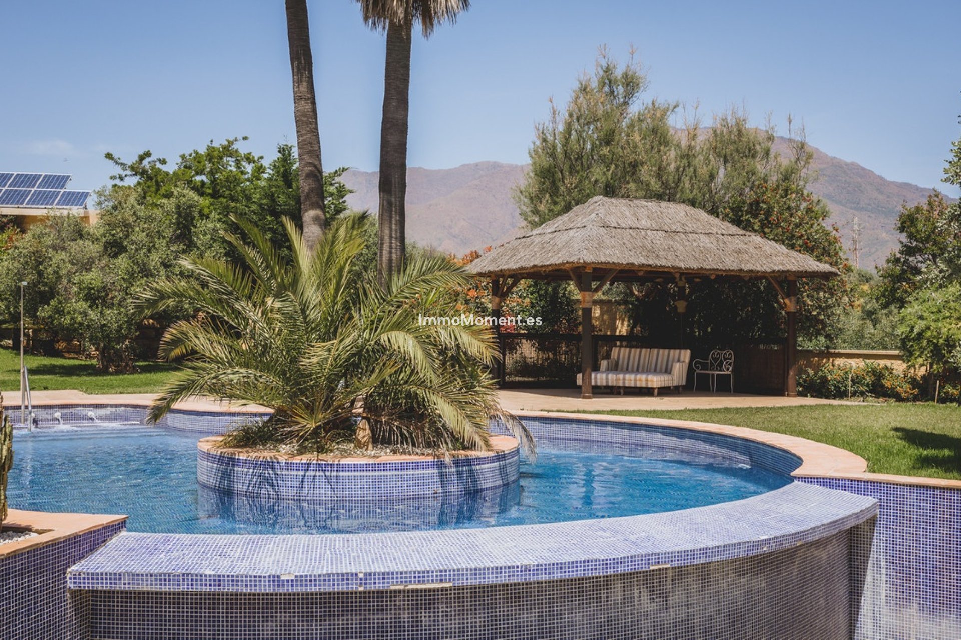 Reventa - Villa independiente - Estepona  - Estepona Centro