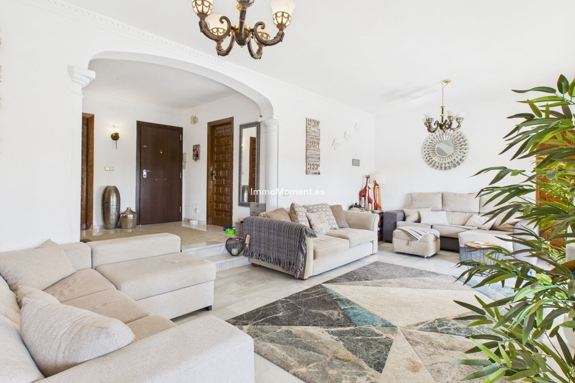 Reventa - Villa independiente - Estepona  - Estepona Centro