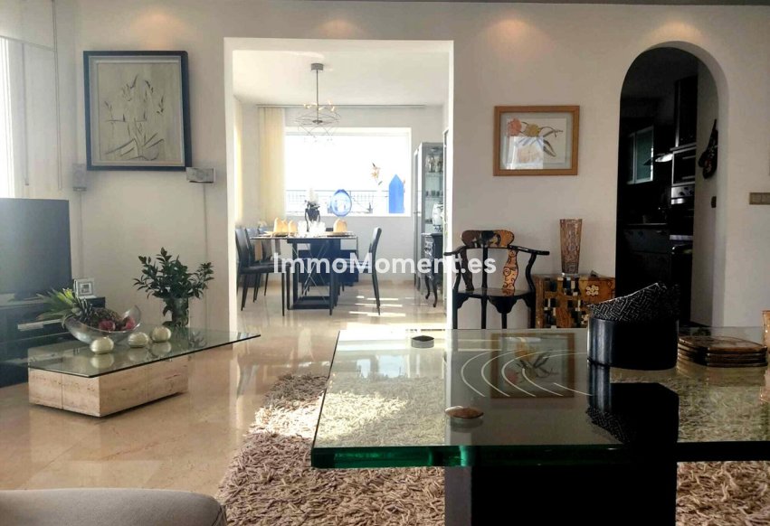 Reventa - Villa independiente - Estepona  - Estepona Centro