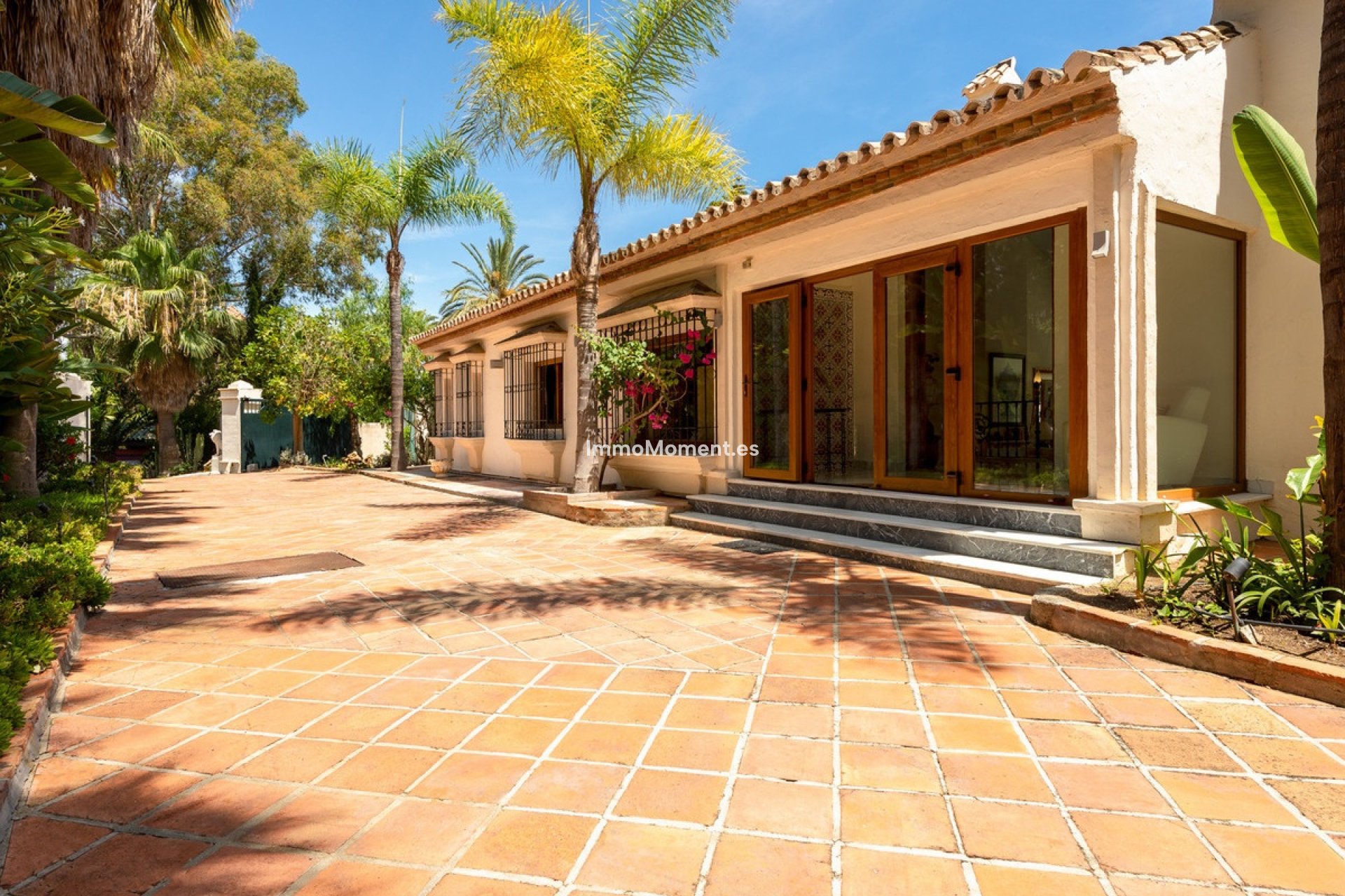 Reventa - Villa independiente - Estepona  - Estepona Centro