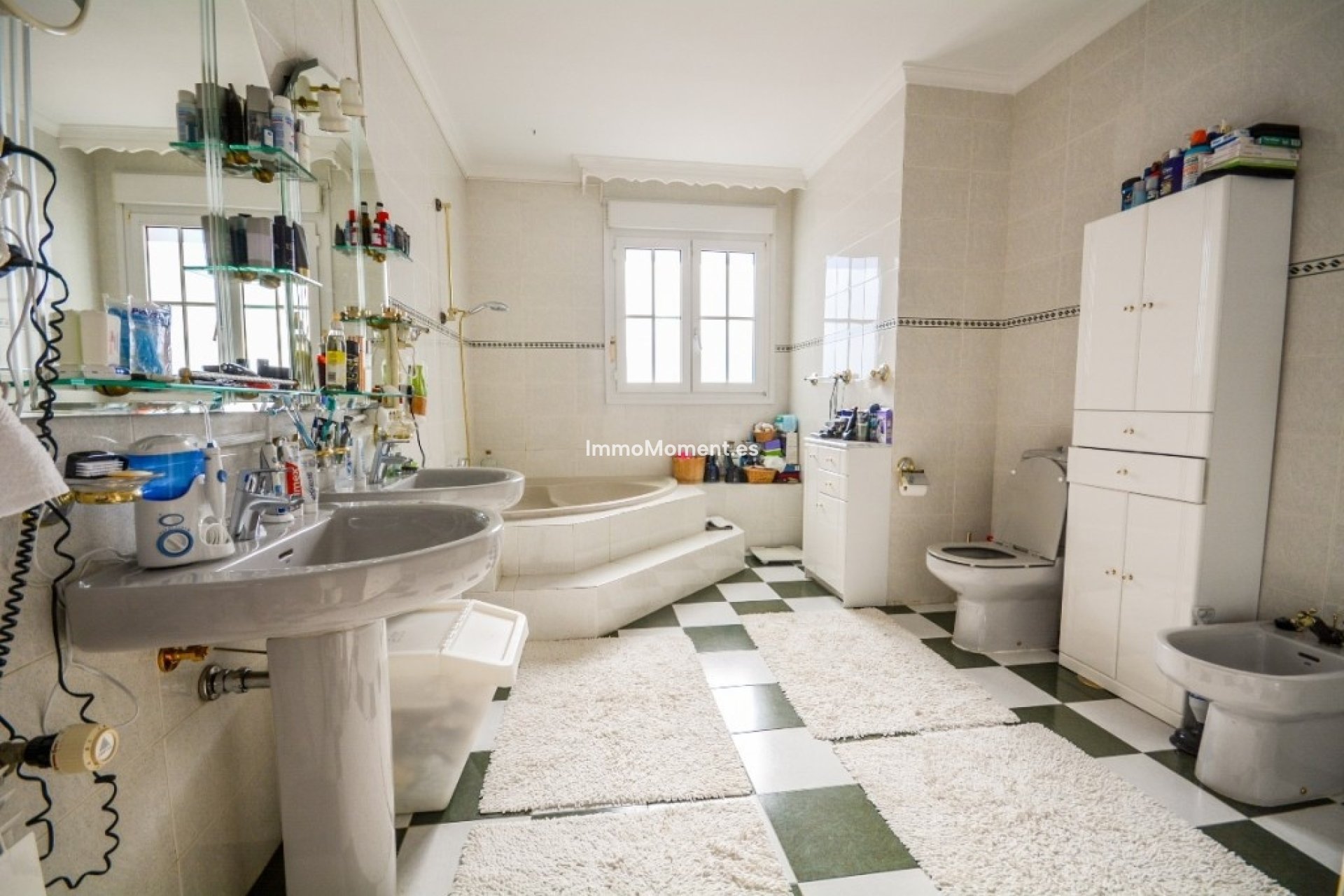 Reventa - Villa independiente - Estepona  - Estepona Centro