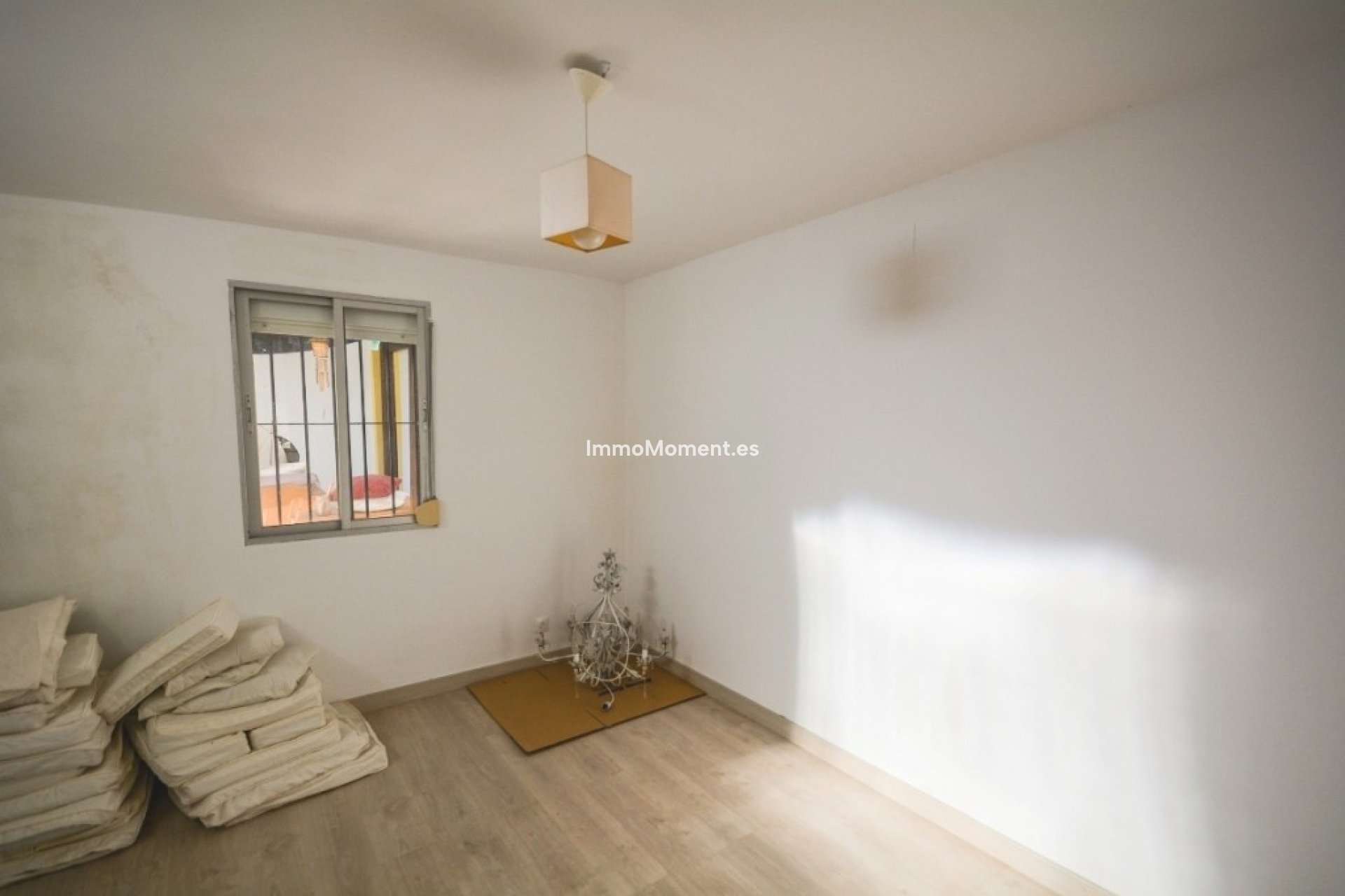 Reventa - Villa independiente - Estepona  - Estepona Centro