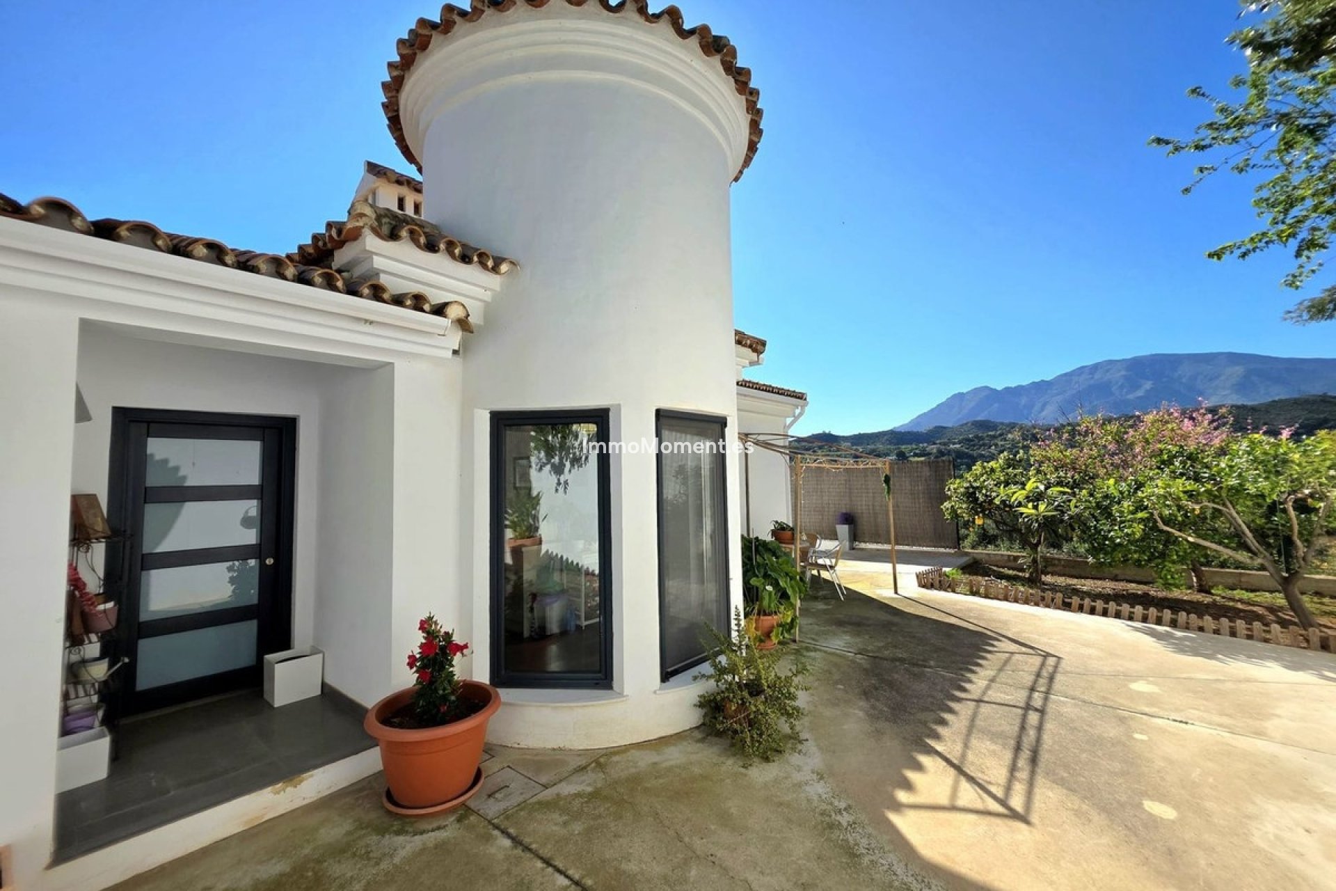 Reventa - Villa independiente - Estepona  - Estepona Centro