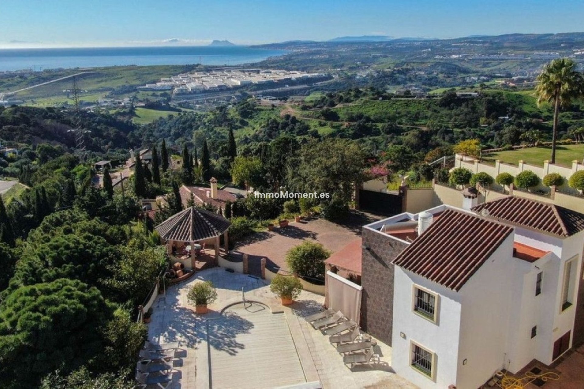 Reventa - Villa independiente - Estepona  - Estepona Centro