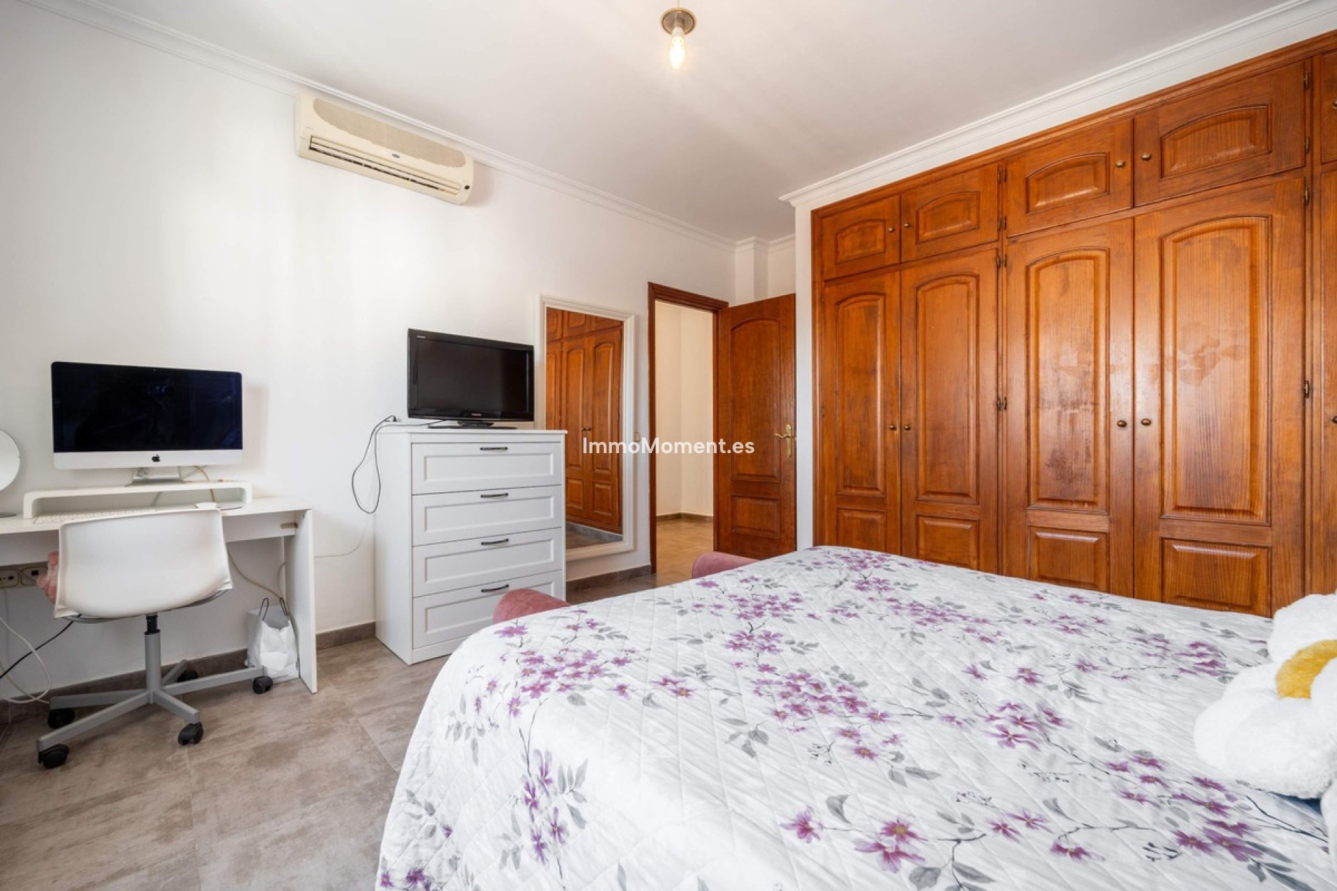 Reventa - Villa independiente - Estepona  - Estepona Centro