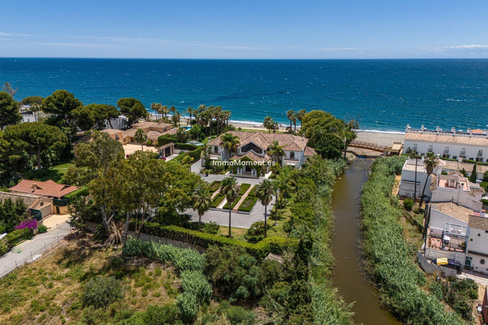 Reventa - Villa independiente - Estepona  - Estepona Centro