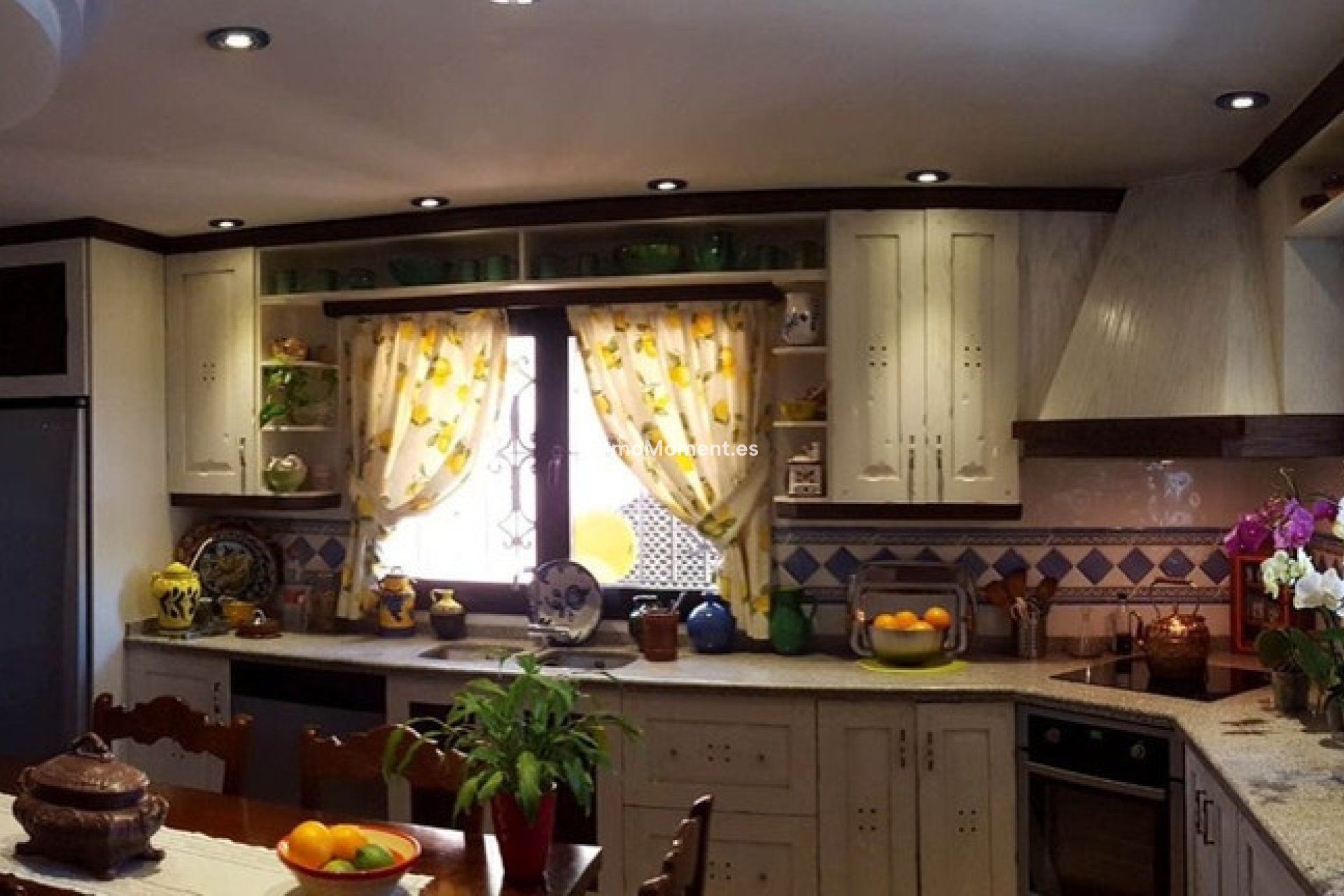 Reventa - Villa independiente - Estepona  - Estepona Centro