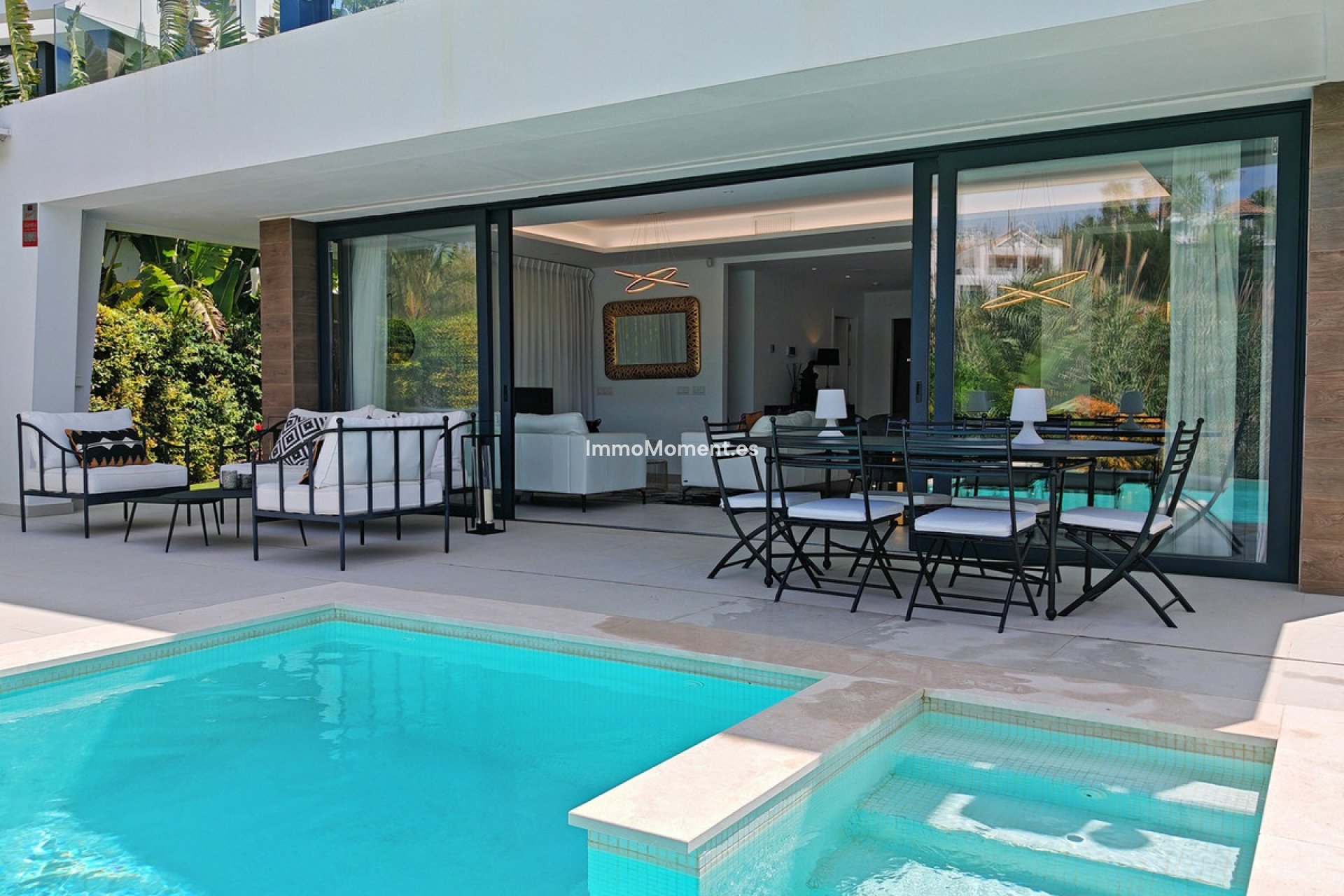 Reventa - Villa independiente - Estepona  - Estepona Centro