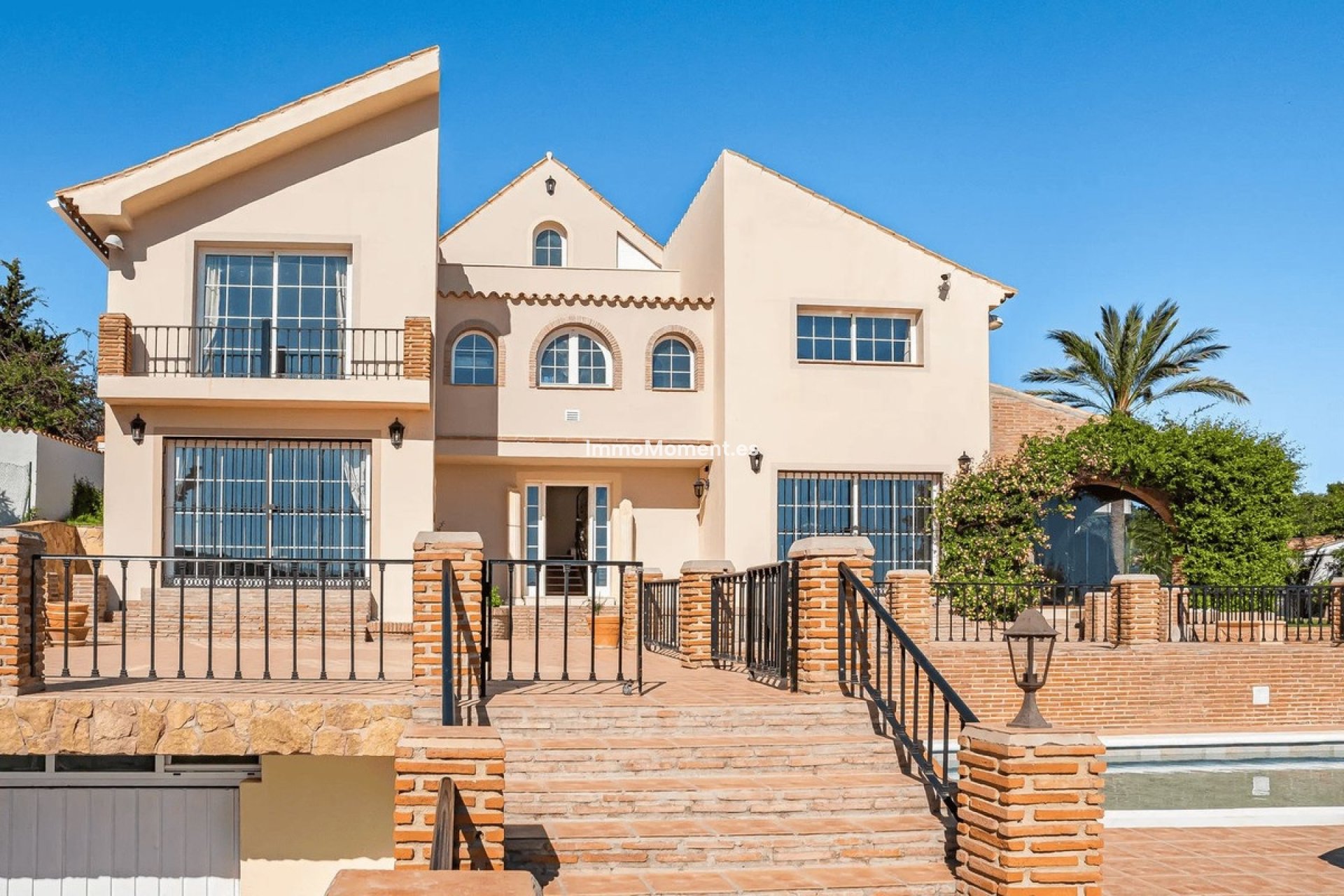 Reventa - Villa independiente - Estepona  - Estepona Centro