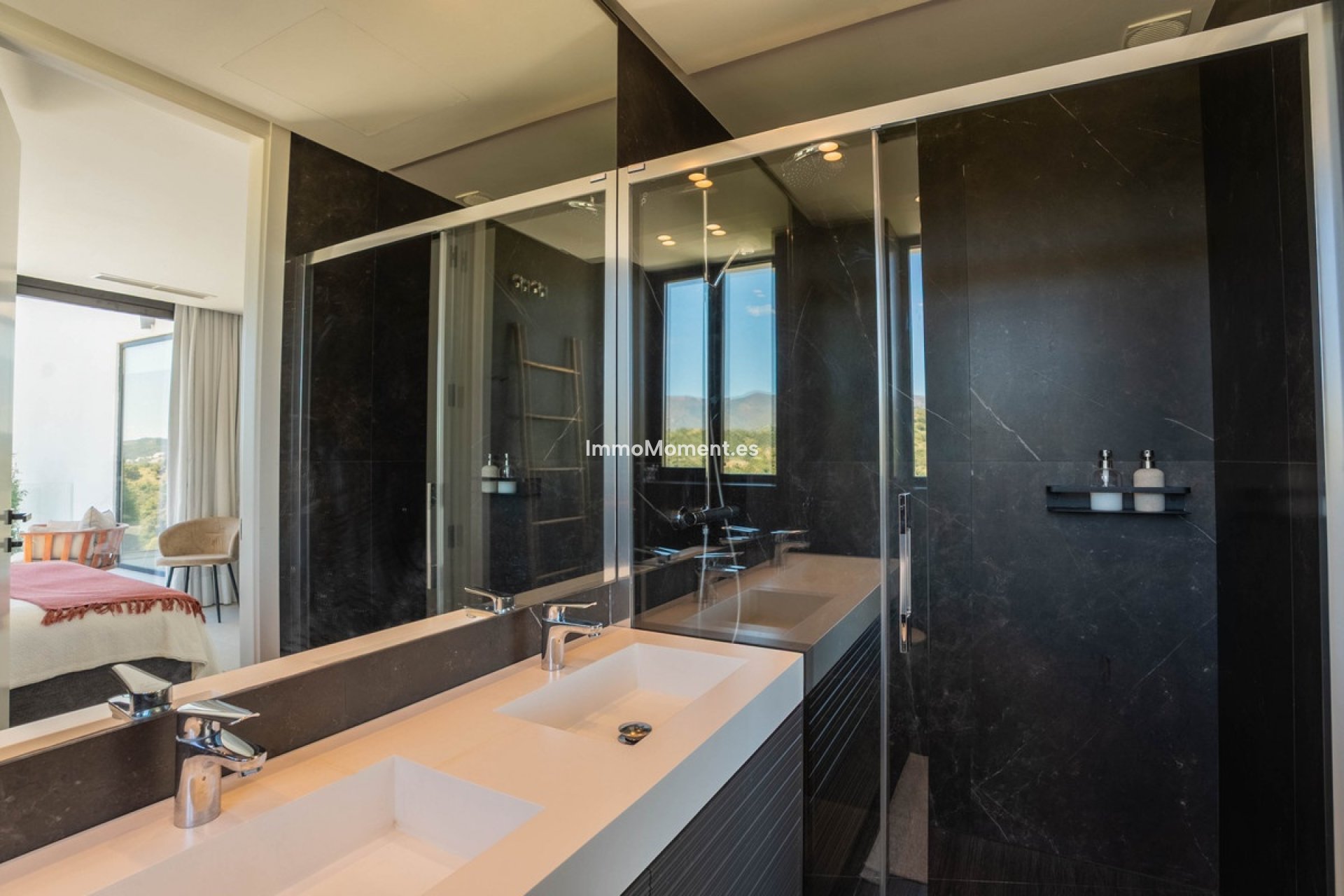 Reventa - Villa independiente - Estepona  - Estepona Centro