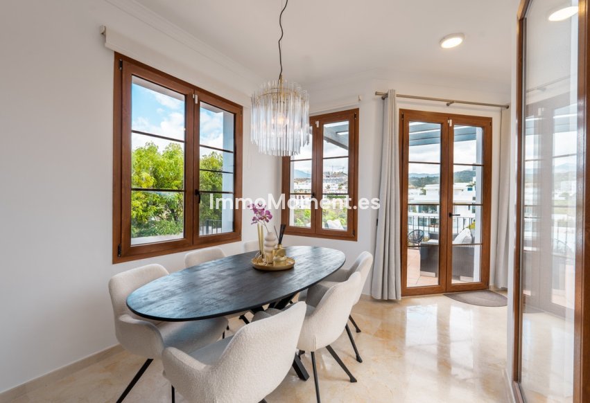 Reventa - Villa independiente - Estepona  - Estepona Centro