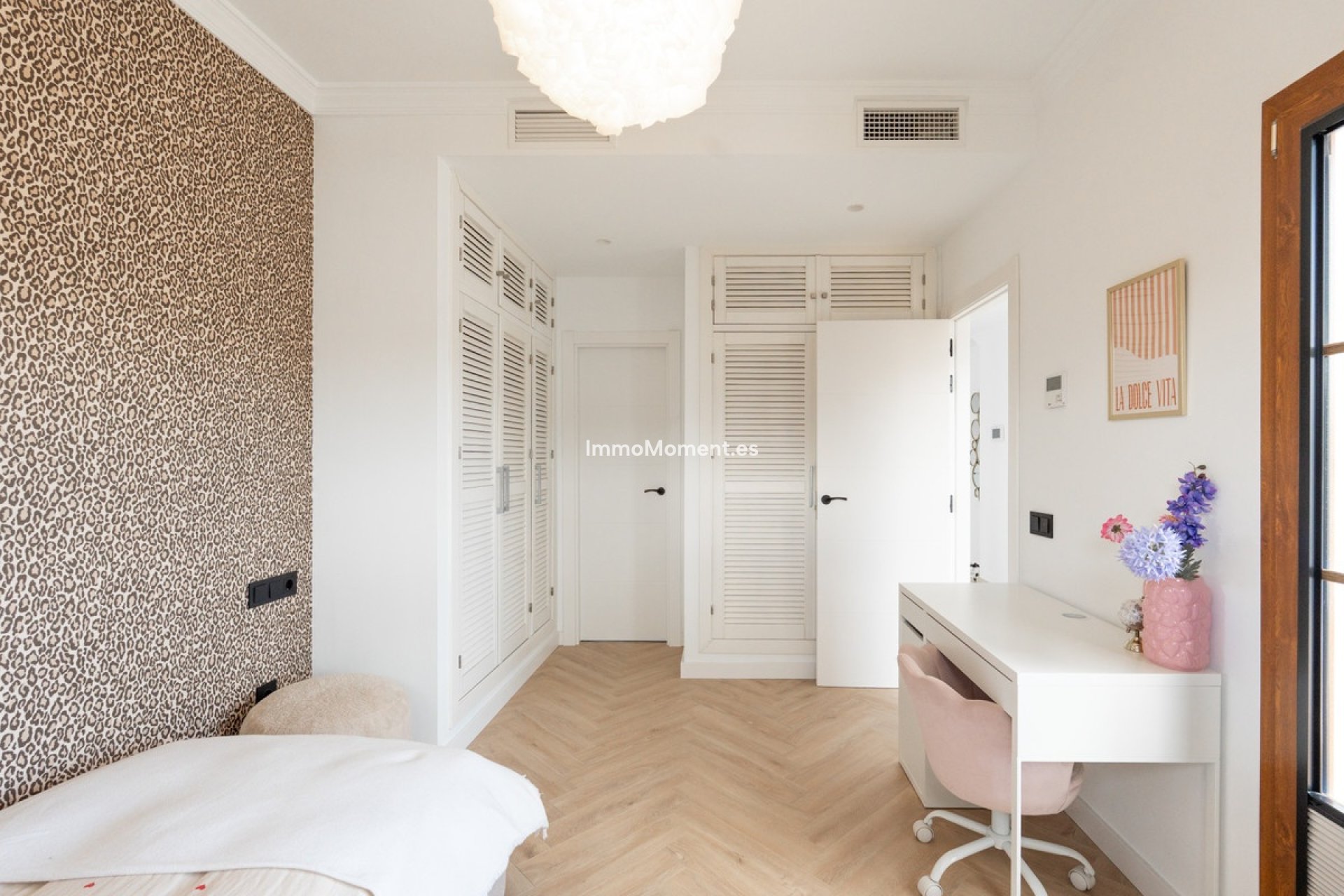 Reventa - Villa independiente - Estepona  - Estepona Centro