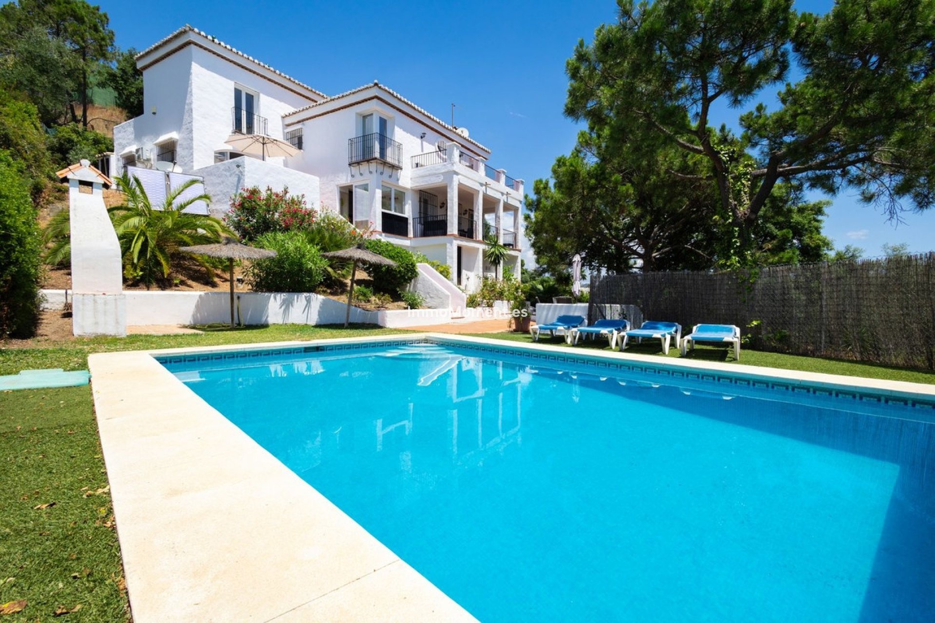 Reventa - Villa independiente - Estepona  - Estepona Centro