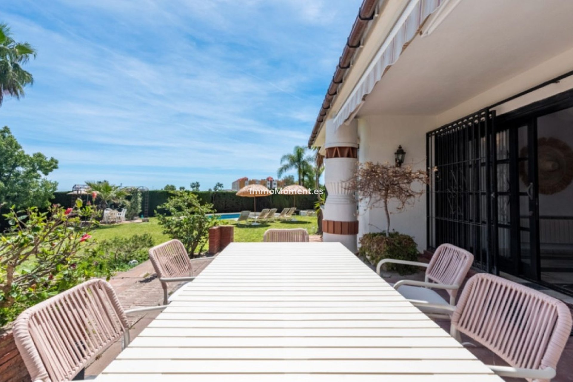 Reventa - Villa independiente - Estepona  - Estepona Centro
