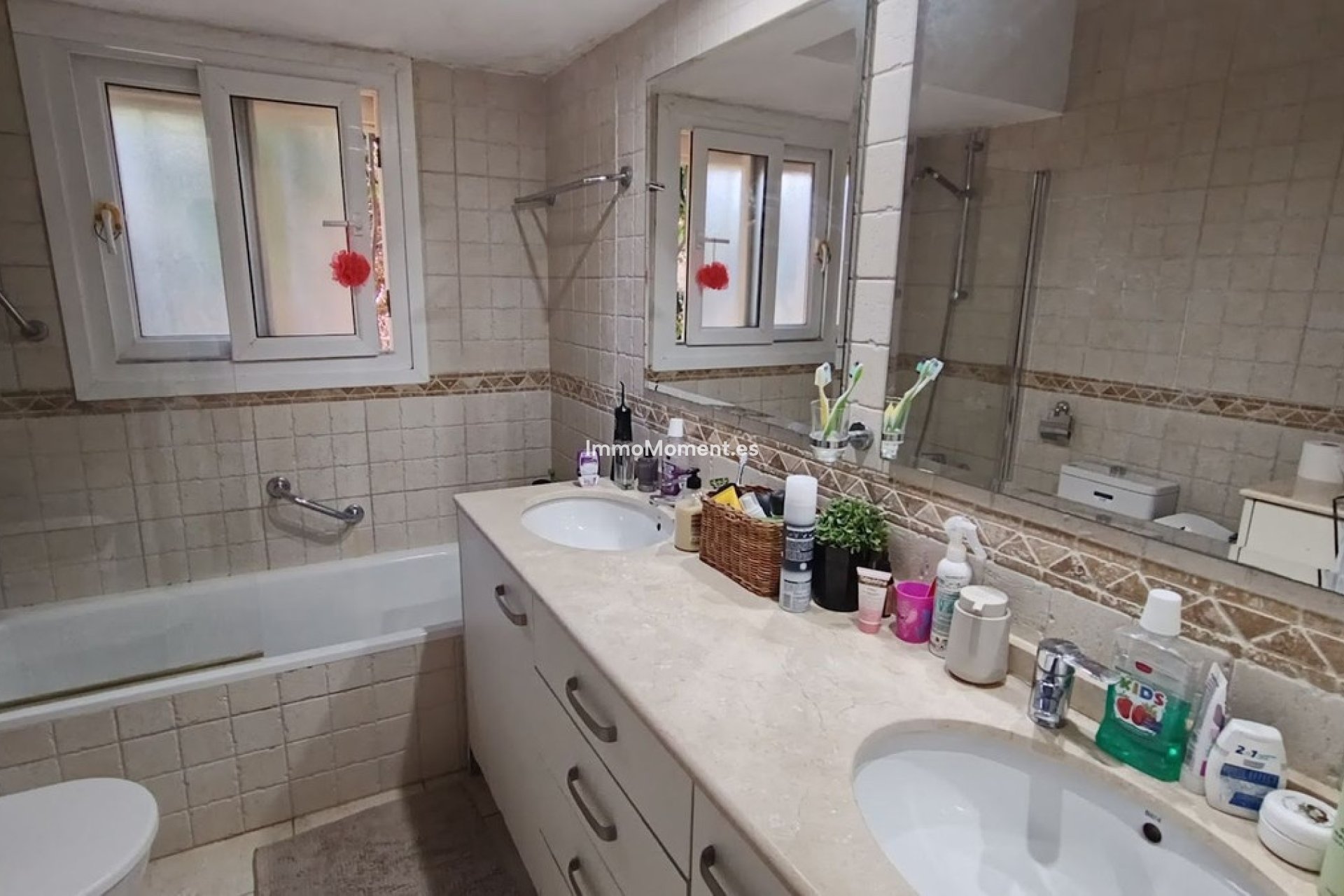 Reventa - Villa independiente - Estepona  - Estepona Centro