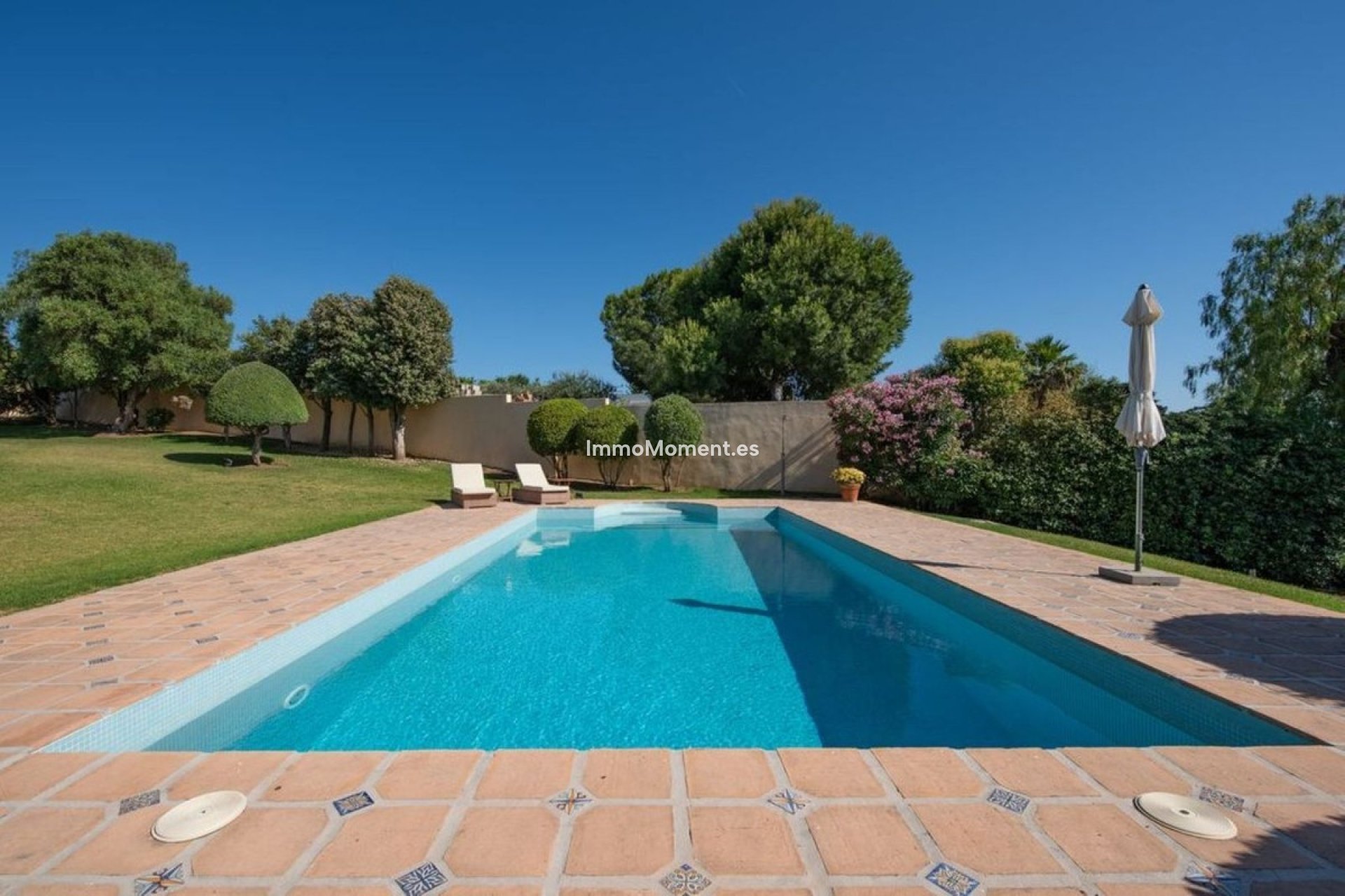 Reventa - Villa independiente - Estepona  - Estepona Centro