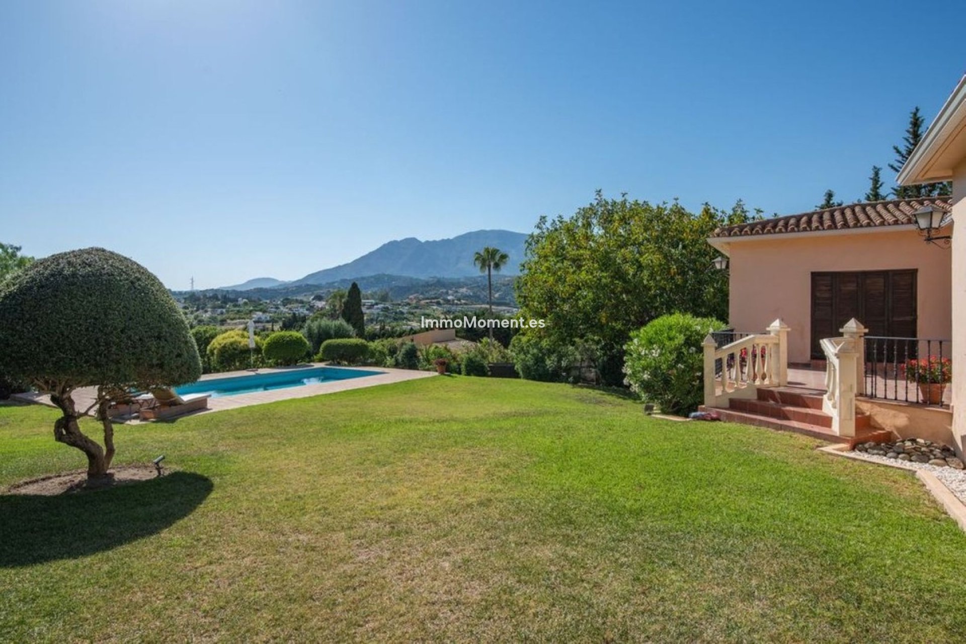 Reventa - Villa independiente - Estepona  - Estepona Centro