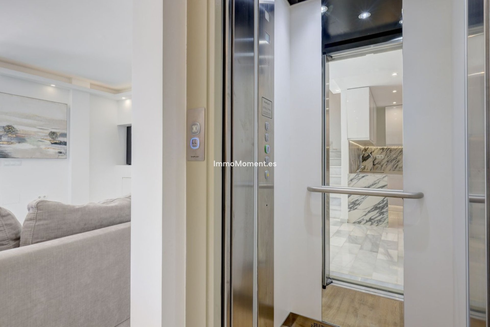Reventa - Villa independiente - Estepona  - Estepona Centro