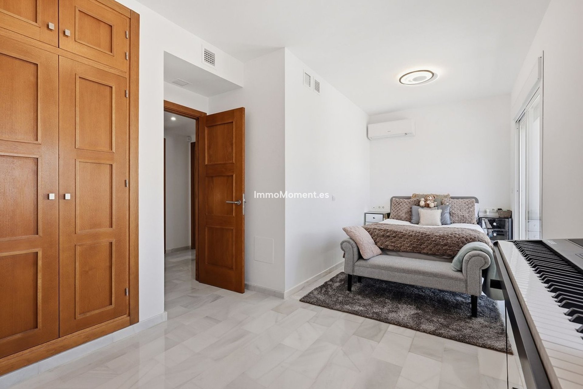 Reventa - Villa independiente - Estepona  - Estepona Centro