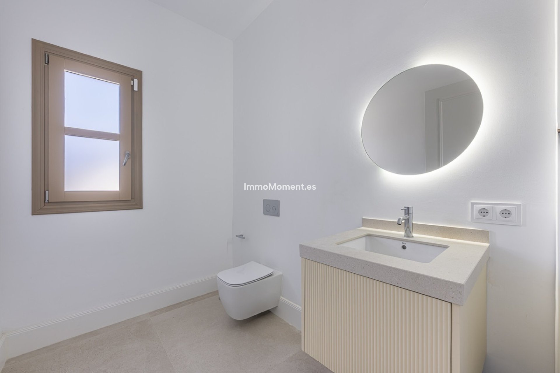 Reventa - Villa independiente - Estepona  - Estepona Centro
