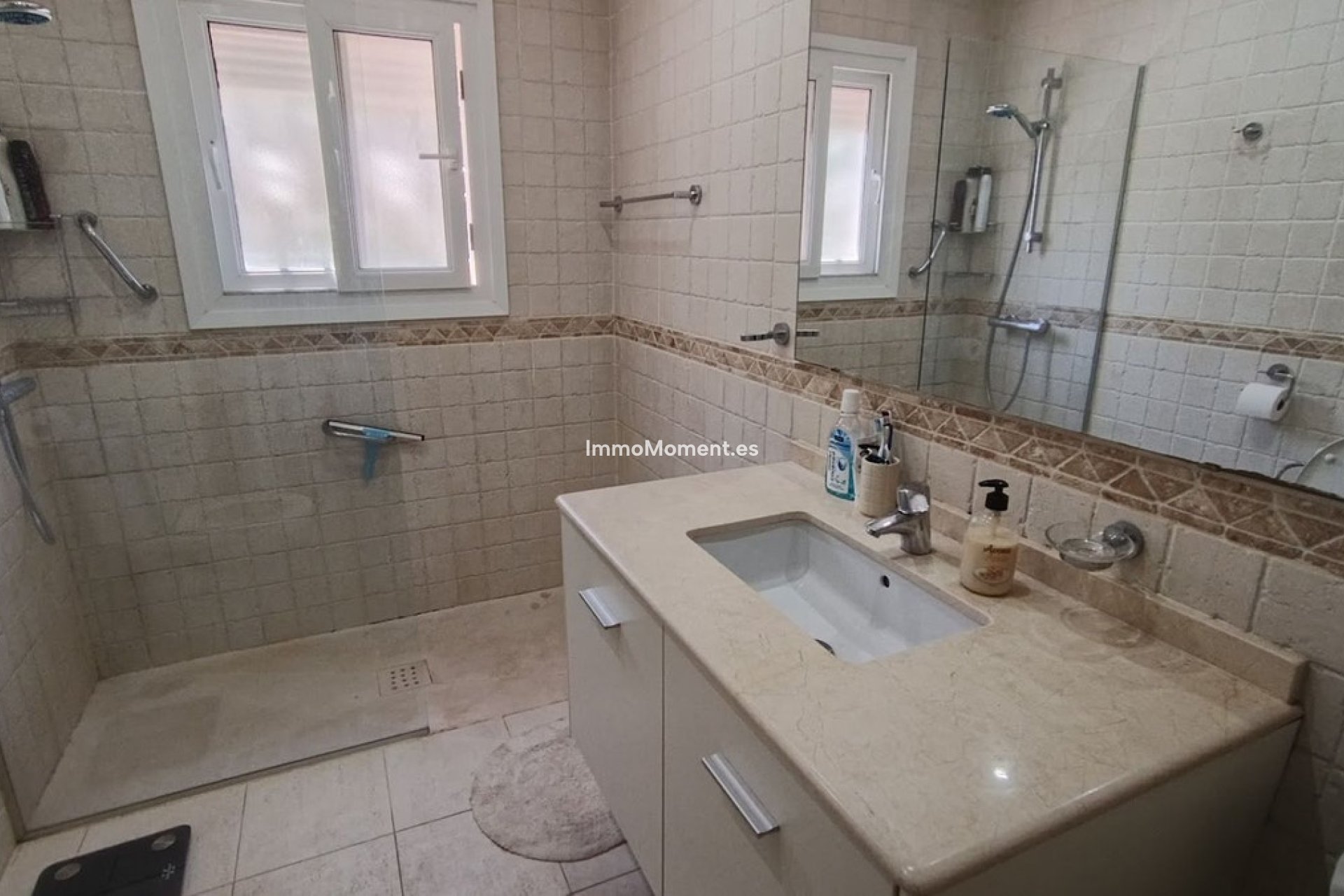 Reventa - Villa independiente - Estepona  - Estepona Centro