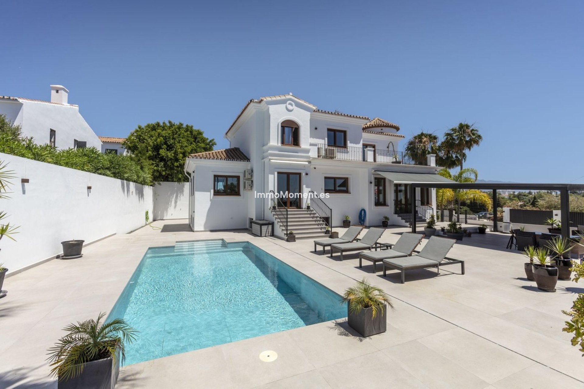 Reventa - Villa independiente - Estepona  - Estepona Centro