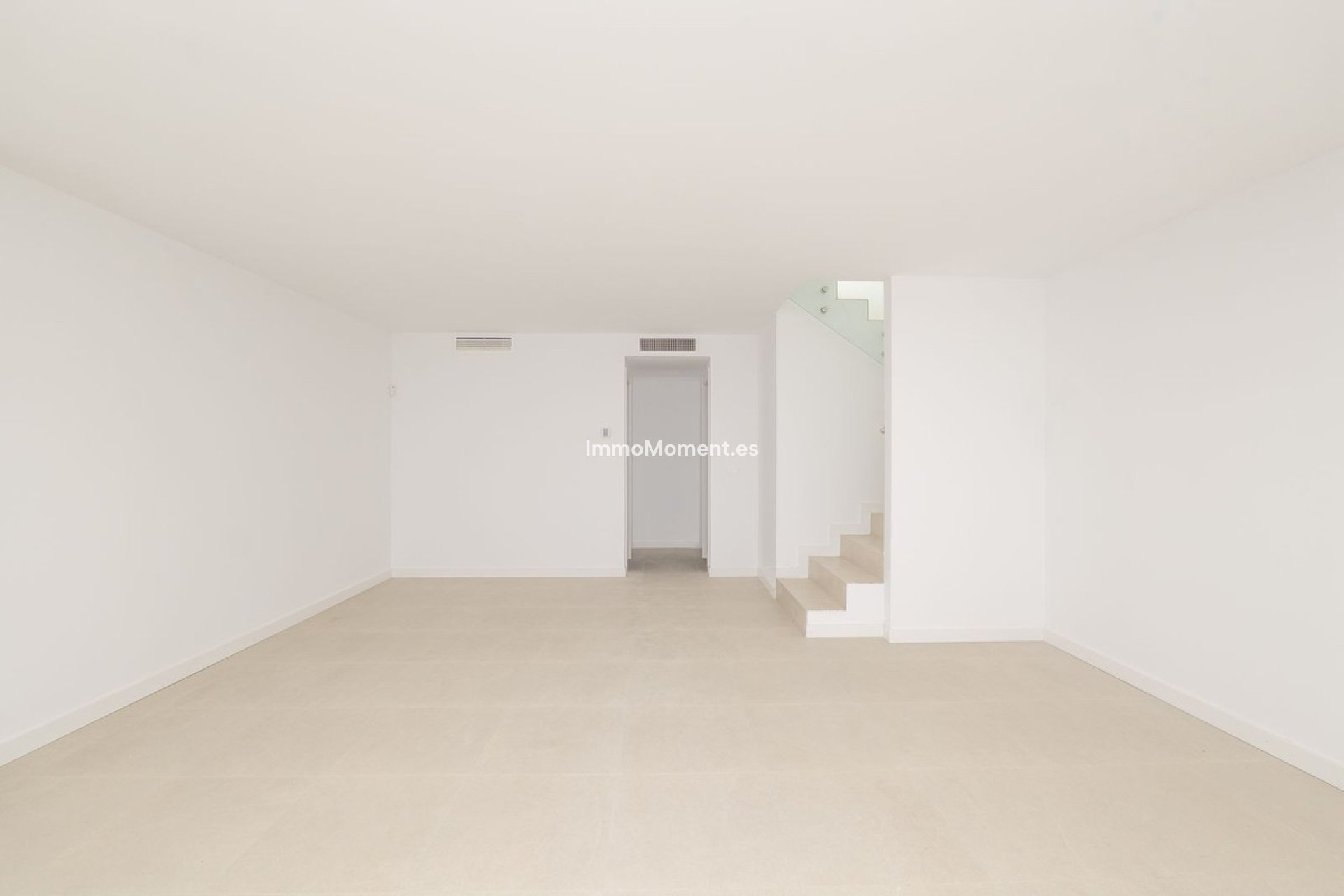 Reventa - Villa independiente - Estepona  - Estepona Centro