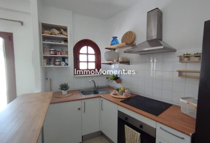 Reventa - Villa independiente - Estepona  - Estepona Centro