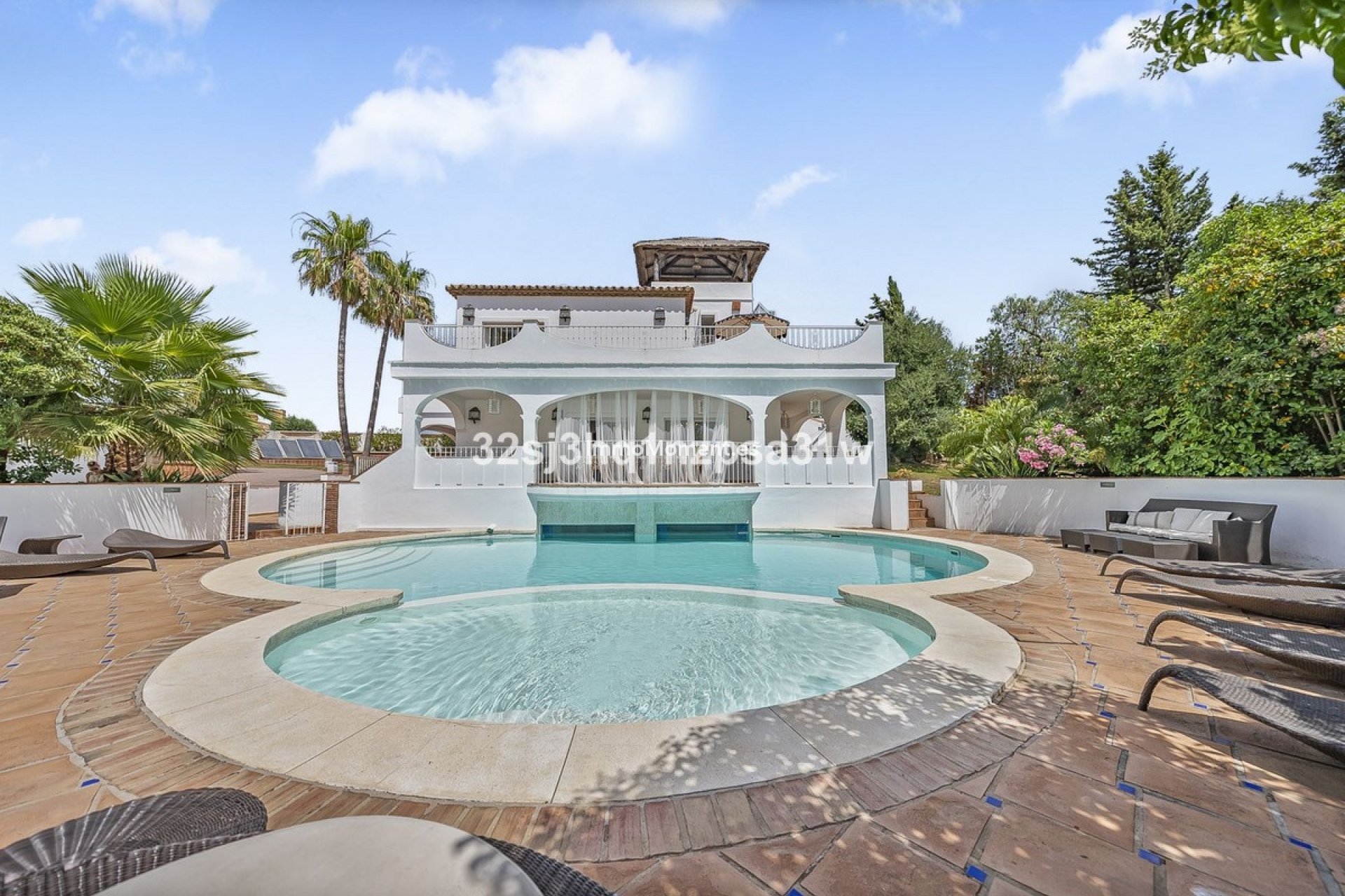 Reventa - Villa independiente - Estepona  - Estepona Centro
