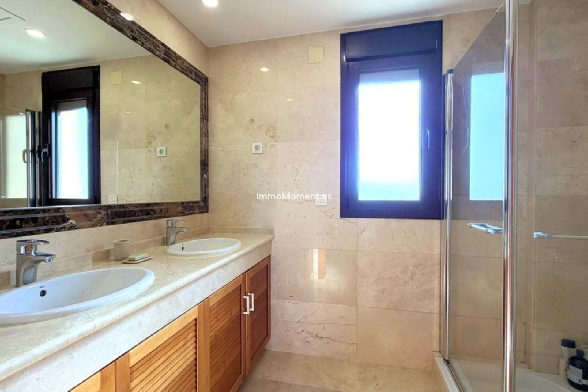 Reventa - Villa independiente - Estepona  - Estepona Centro