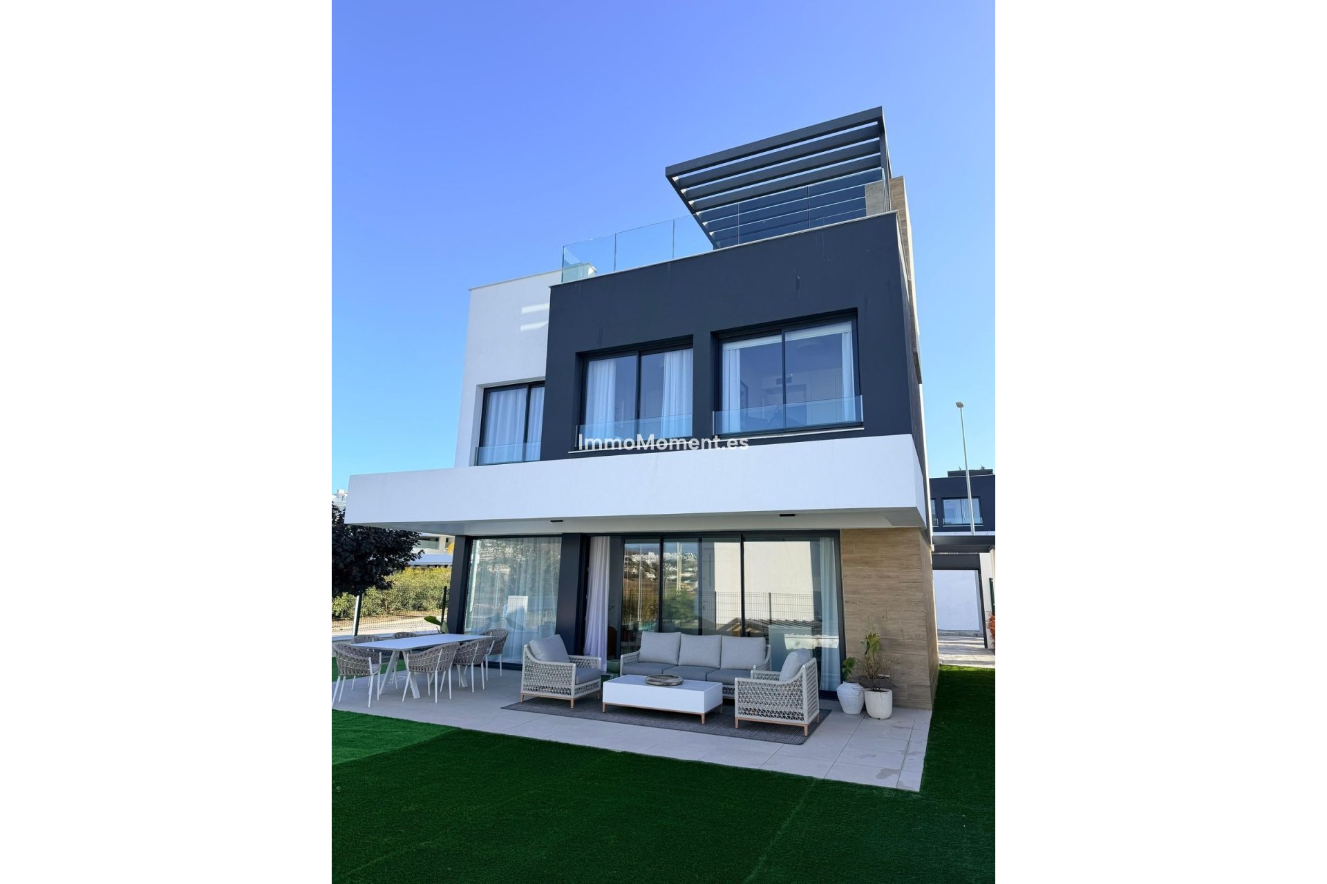 Reventa - Villa independiente - Estepona  - Estepona Centro