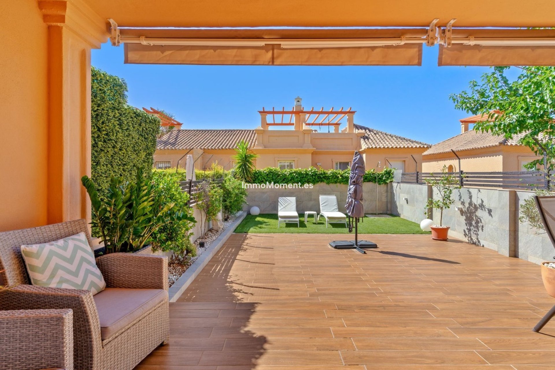 Reventa - Villa independiente - Estepona  - Estepona Centro