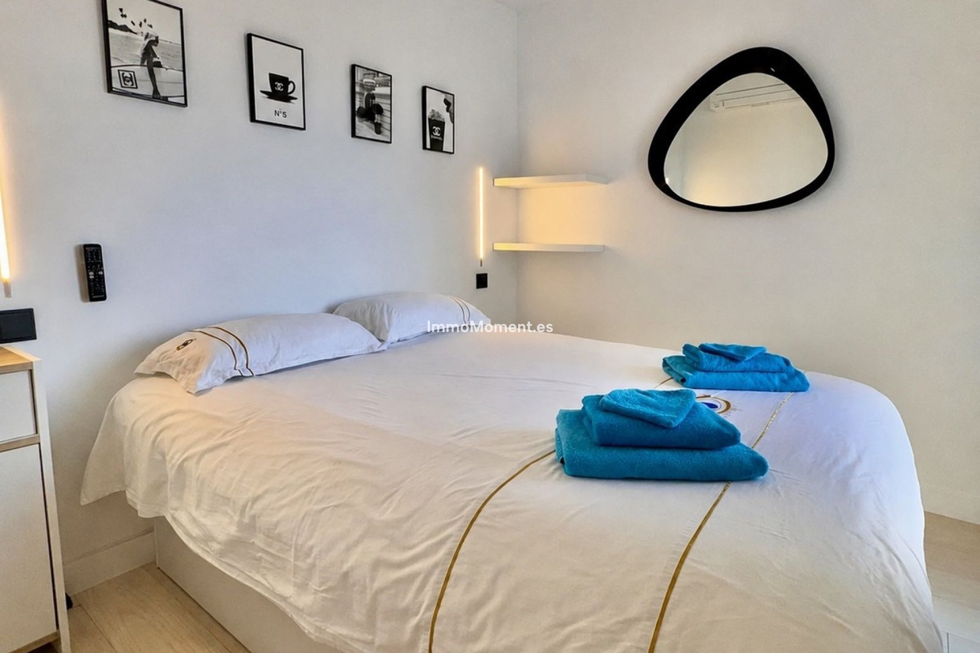 Reventa - Villa independiente - Estepona  - Estepona Centro
