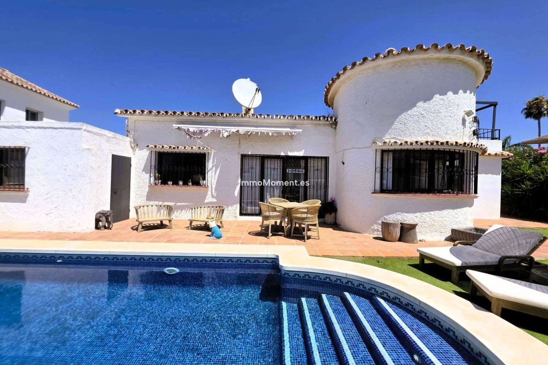 Reventa - Villa independiente - Estepona  - Estepona Centro
