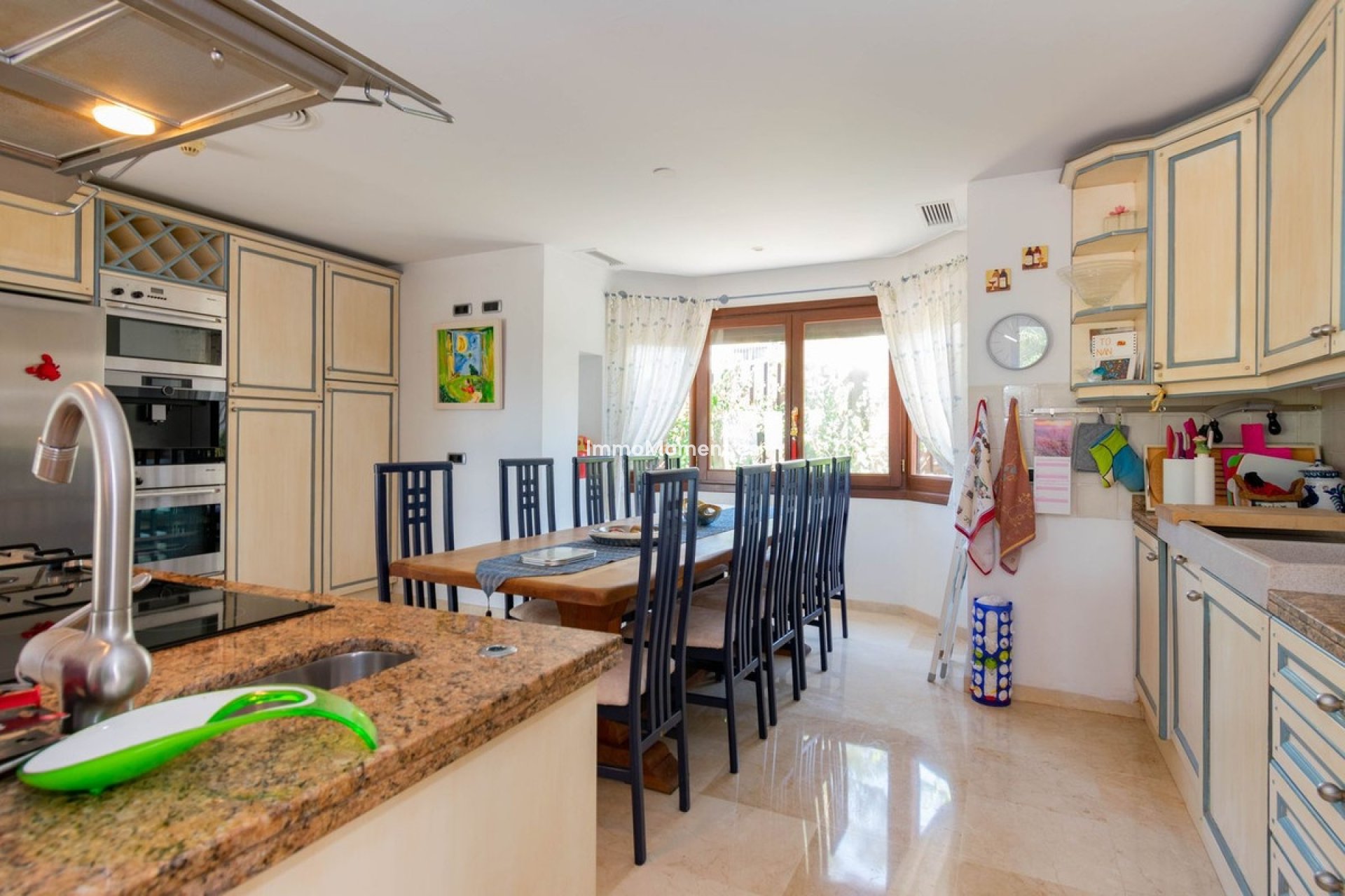 Reventa - Villa independiente - Estepona  - Estepona Centro