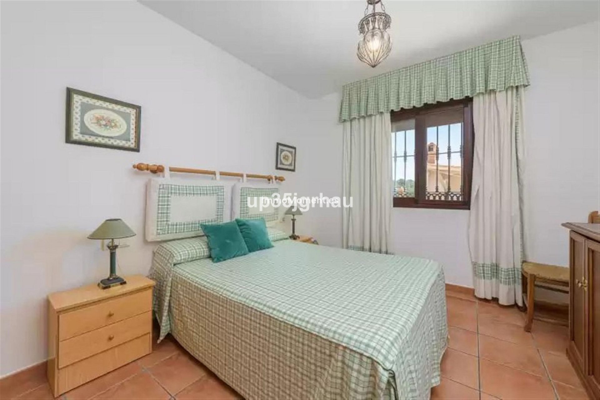 Reventa - Villa independiente - Estepona  - Estepona Centro