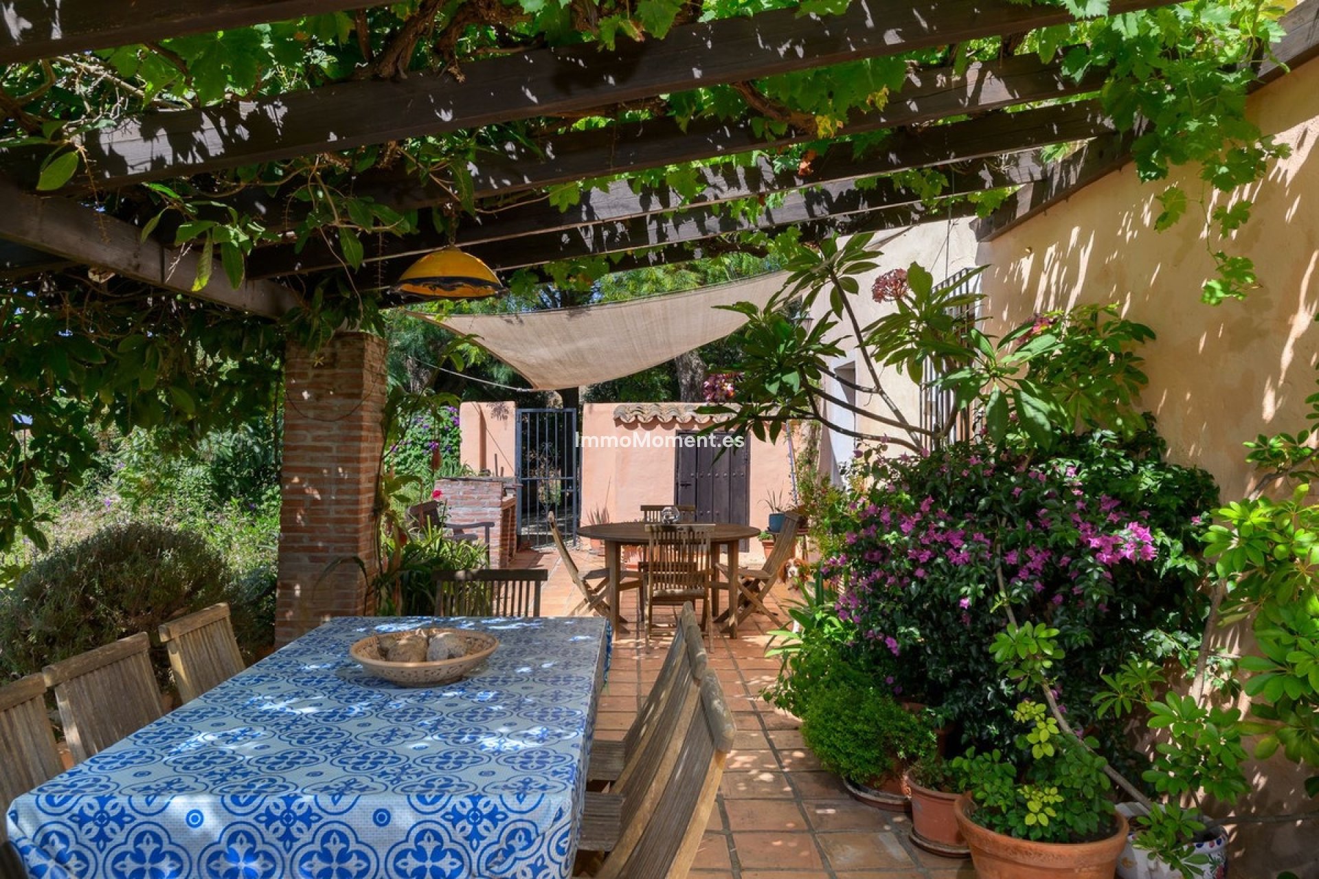 Reventa - Villa independiente - Estepona  - Estepona Centro