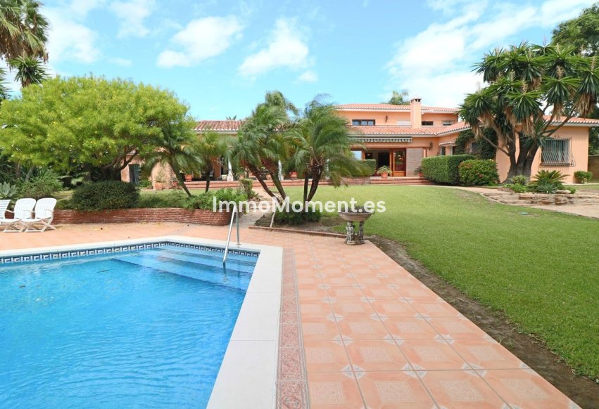 Reventa - Villa independiente - Estepona  - New Golden Mile