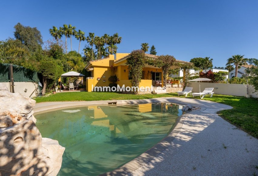 Reventa - Villa independiente - Estepona  - New Golden Mile