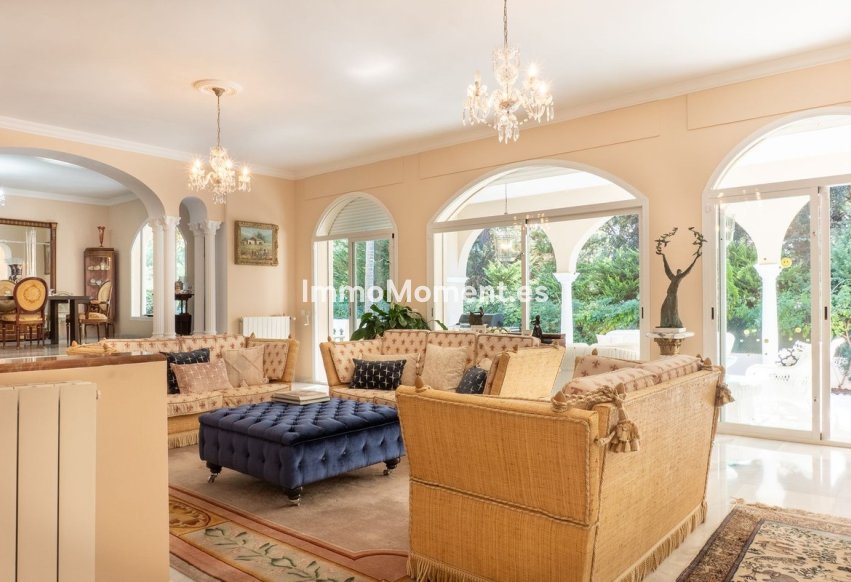 Reventa - Villa independiente - Estepona  - New Golden Mile