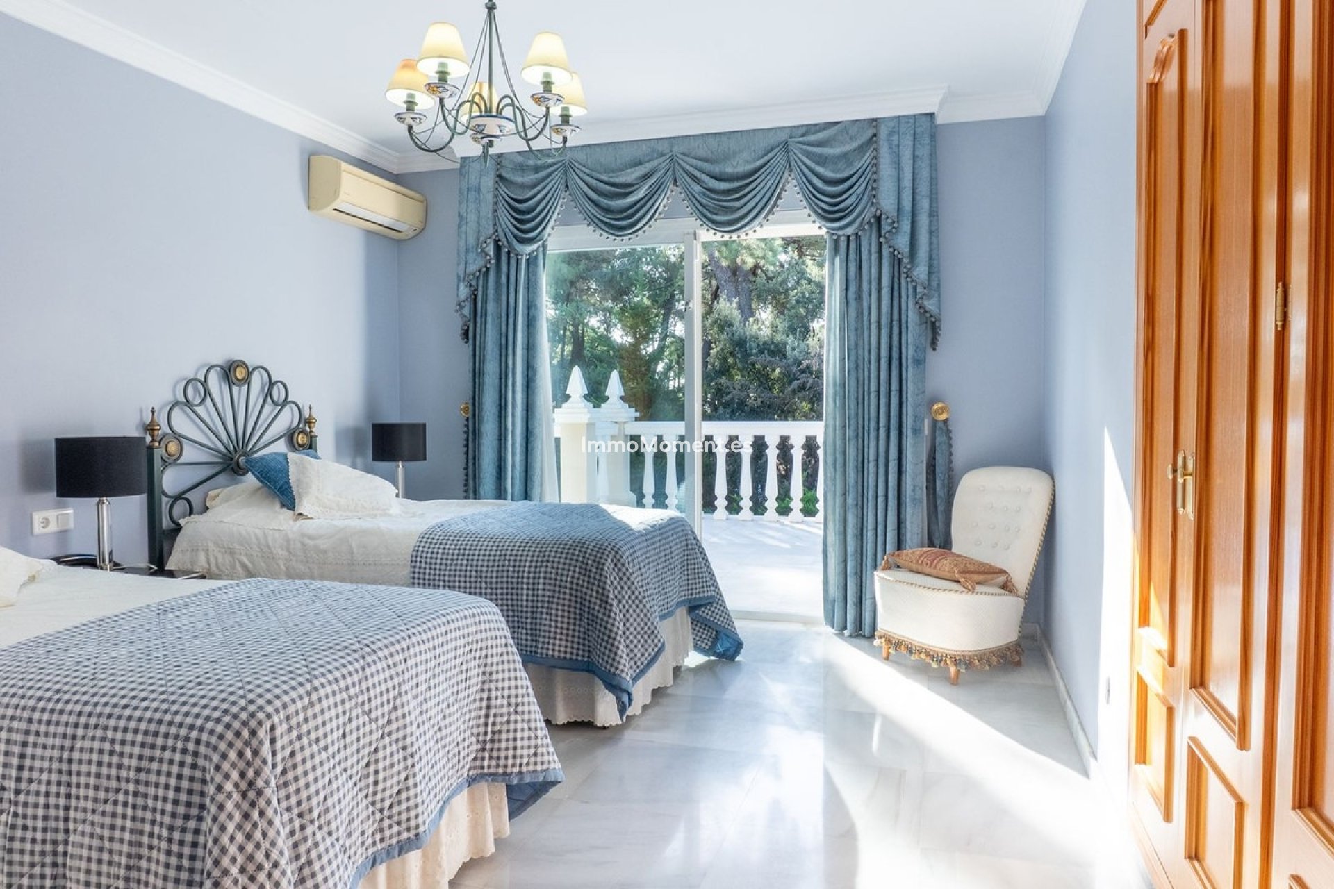 Reventa - Villa independiente - Estepona  - New Golden Mile