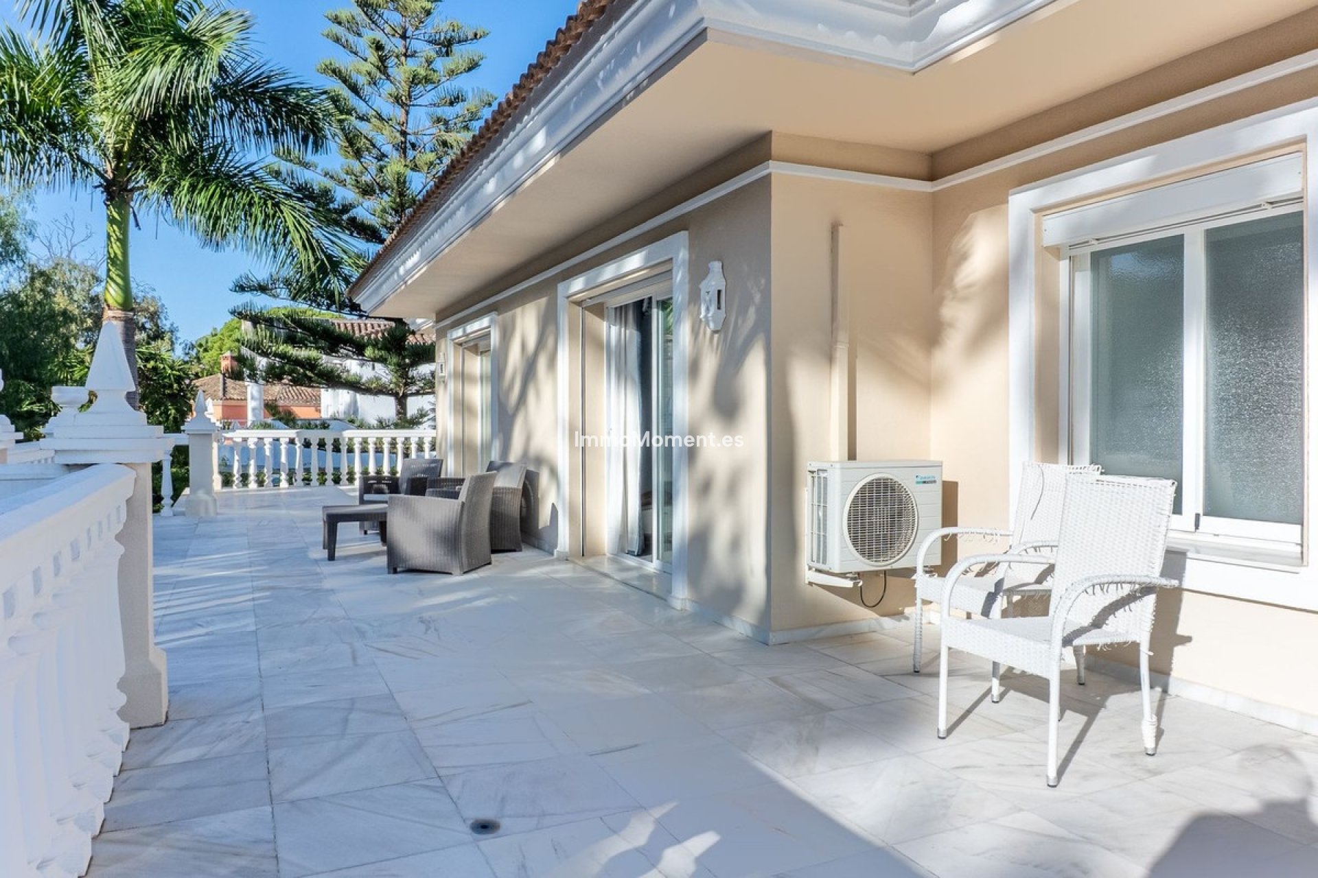 Reventa - Villa independiente - Estepona  - New Golden Mile
