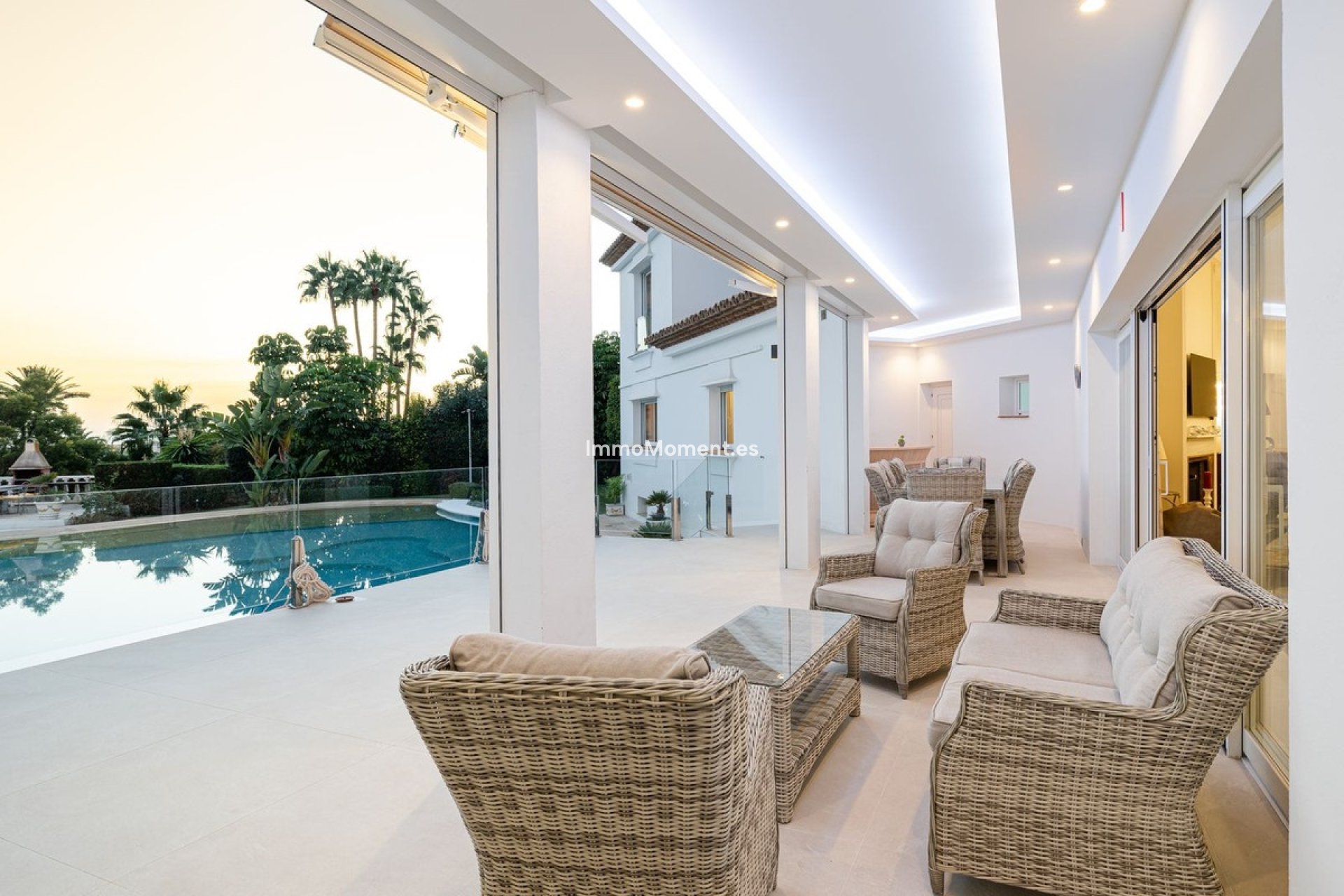 Reventa - Villa independiente - Estepona  - New Golden Mile