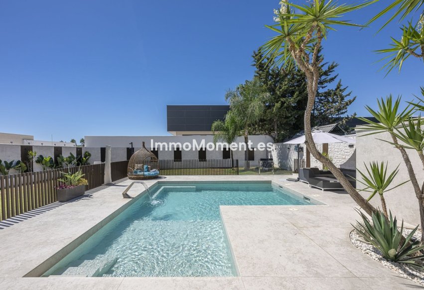 Reventa - Villa independiente - Estepona  - New Golden Mile