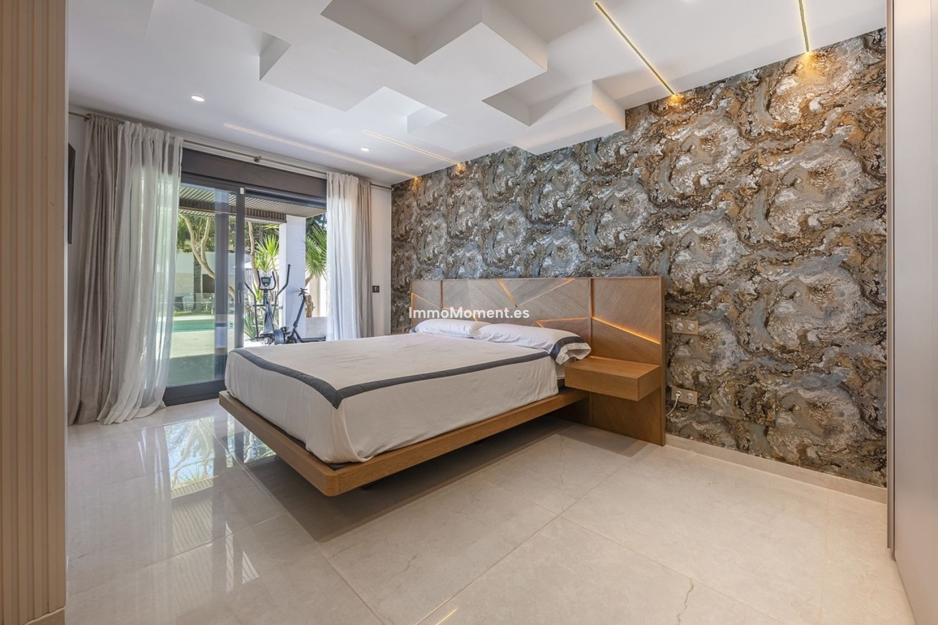 Reventa - Villa independiente - Estepona  - New Golden Mile