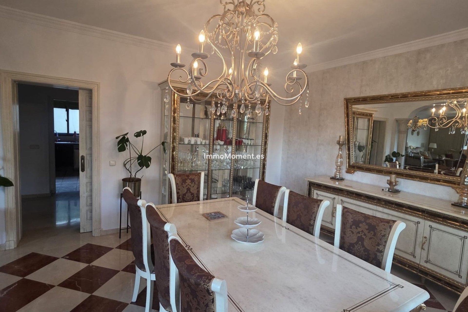 Reventa - Villa independiente - Estepona  - New Golden Mile