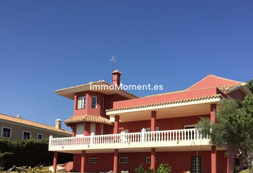 Reventa - Villa independiente - Estepona  - New Golden Mile